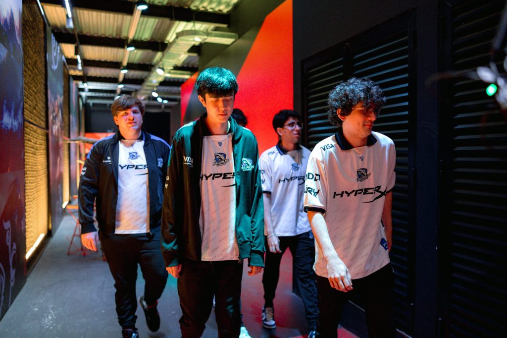 ‘League of Legends’: Isurus Gaming faz alterações para permanecer no Tier 1 e gera controvérsias