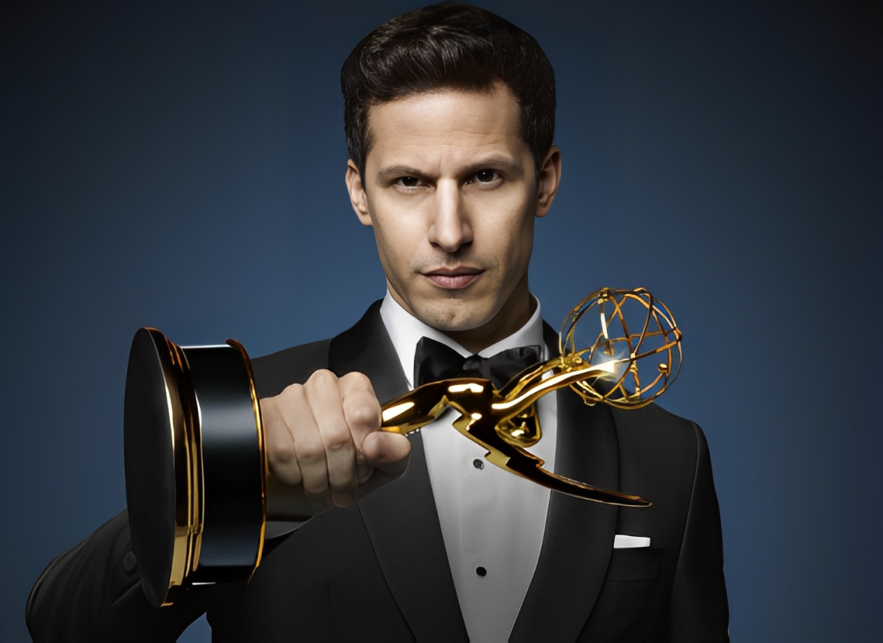 Saiba o que há debaixo da estatueta do Emmy
