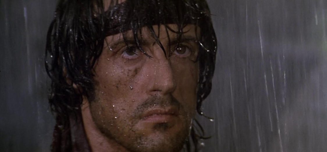 Stallone revela que ‘Rambo’ quase ganhou um prelúdio com versão jovem criada por IA
