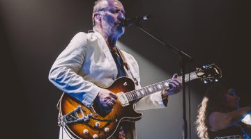 Men At Work anuncia turnê no Brasil em 2026 com seis apresentações