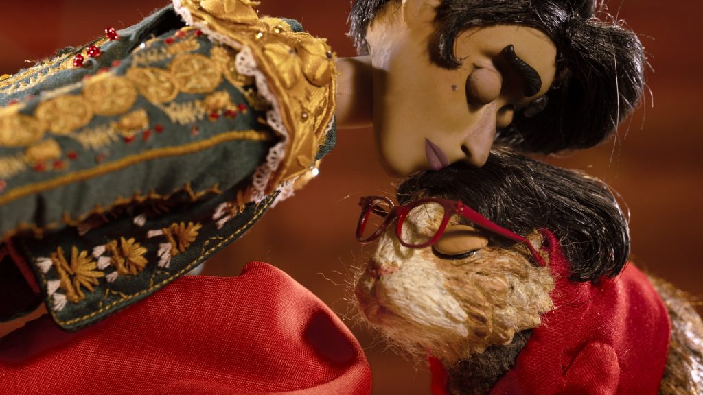 Como o stop-motion dá vida ao surrealismo de ‘Mulheres com Ombreiras’