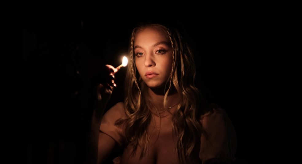 Sydney Sweeney fala sobre o fim das gravações de ‘Euforia’: “É como voltar para casa”