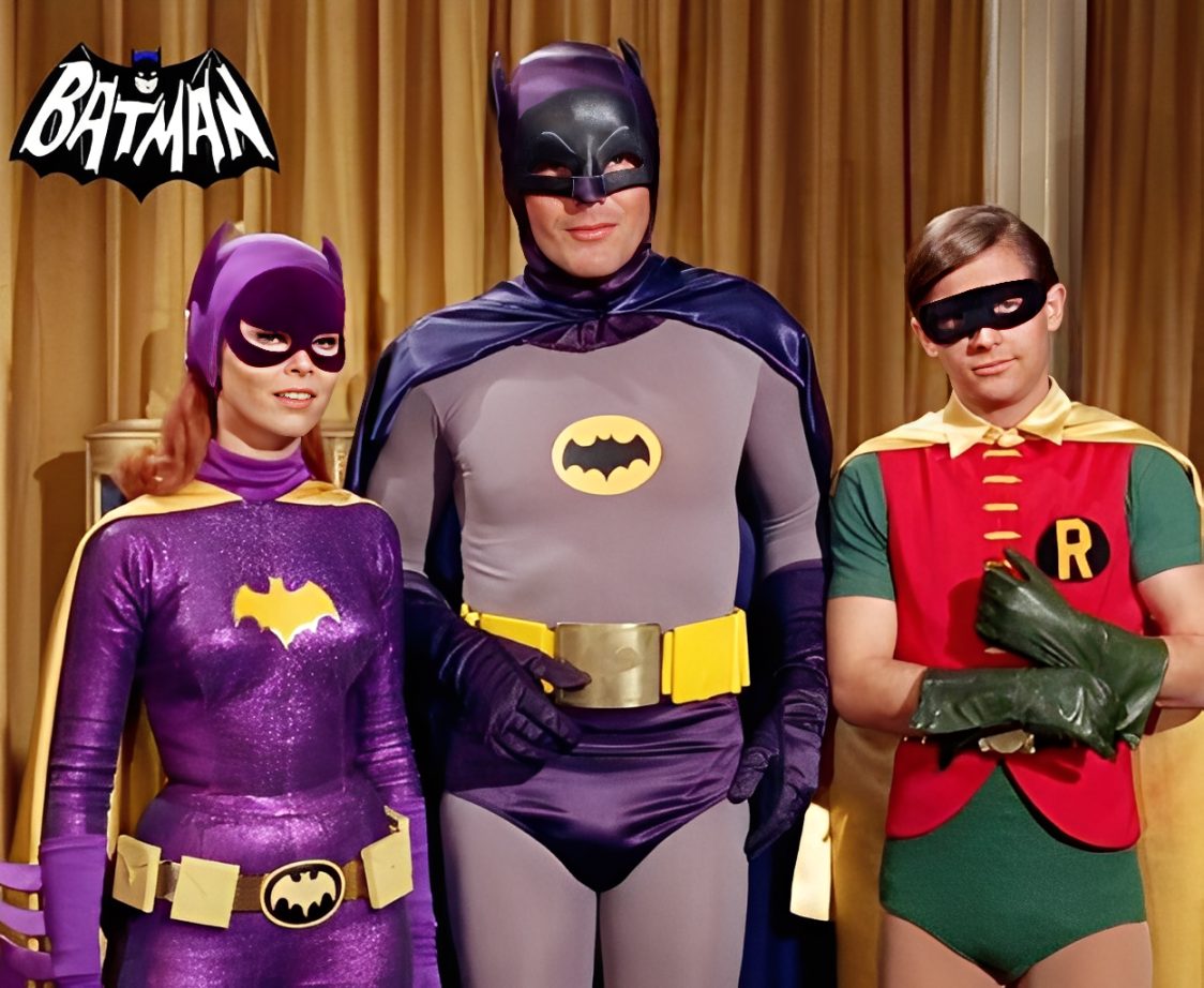 ‘Batman’: uniformes originais da TV chegam perto de 1 milhão de dólares em leilão