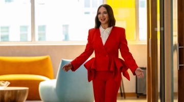 Maya Rudolph está de volta! Apple TV libera clipes inéditos da 3ª temporada de “Fortuna”