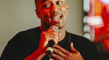 “Versão brasileira do Trem-Bala é a mais autêntica”, diz Jessie T. Usher durante painel no Imagineland On The Road