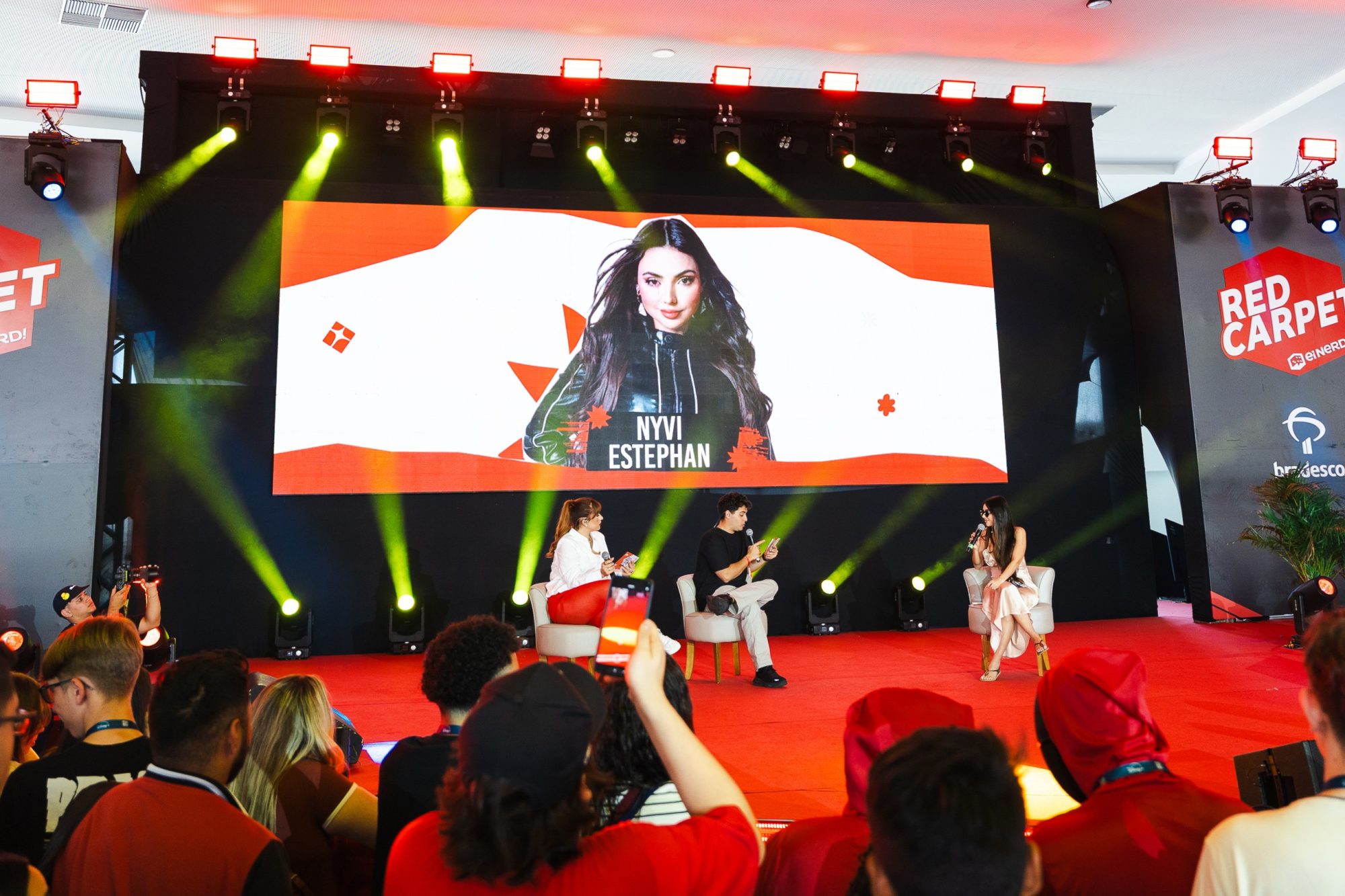 Nyvi Stephan comenta sobre a consolidação da carreira gamer no Imagineland On The Road