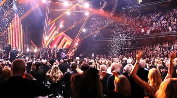 Rock & Roll Hall of Fame 2025: lista de artistas confirmados inclui Avril Lavigne, Jim Carrey e mais 35 nomes