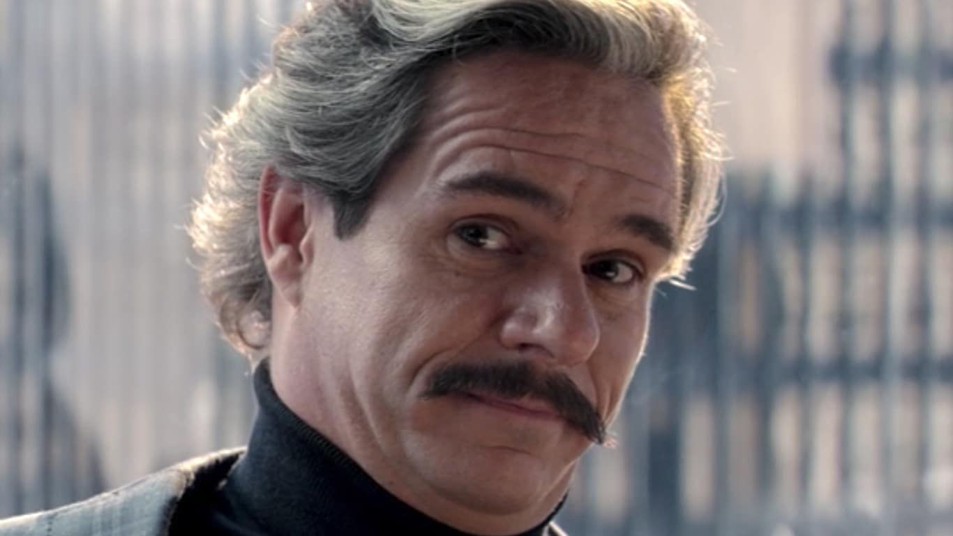 Tony Dalton confirma retorno como Espadachim em “Demolidor: Renascido” e entrega grande pista sobre a nova temporada