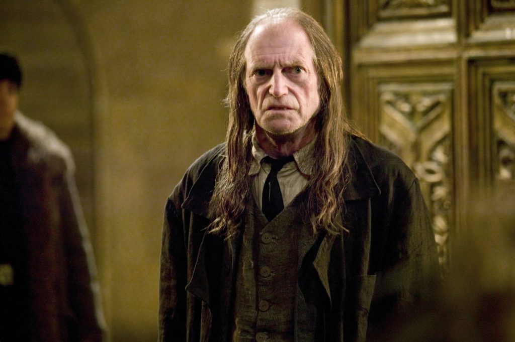 ‘Harry Potter’: a teoria mais impressionante sobre o zelador Argus Filch