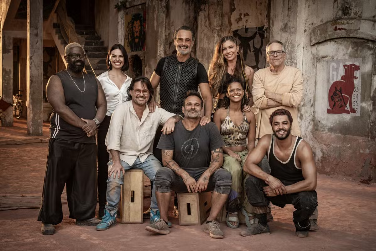 Prime Video apresenta “Corrida dos Bichos” na CCXP: ação, humor e sátira social em um Brasil distópico