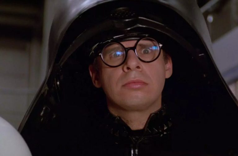 Rick Moranis como Dark Helmet no primeiro Spaceballs