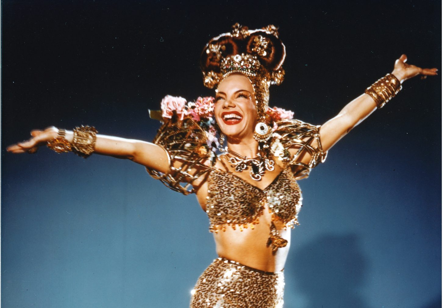 Larissa Manoela será Carmen Miranda em novo filme dirigido por Bruno Barreto