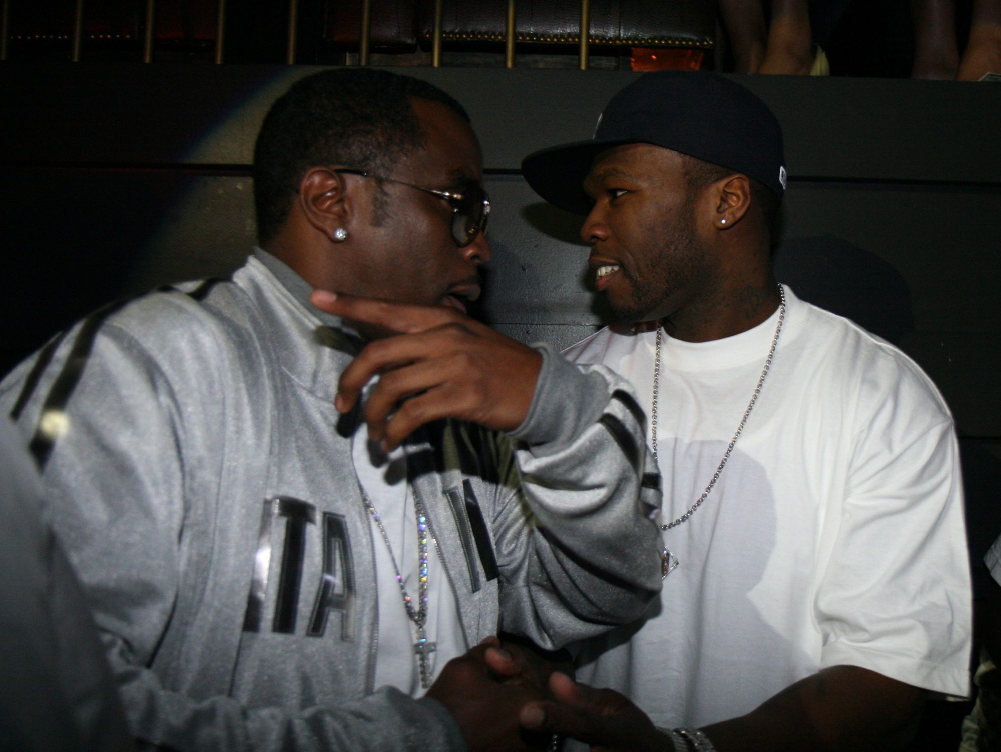 Rivalidade histórica: Entenda a guerra de décadas entre 50 Cent e Diddy