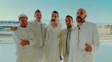 Backstreet Boys surpreendem fãs e lançam clipe inédito de “I Want It That Way (2025 Version)”