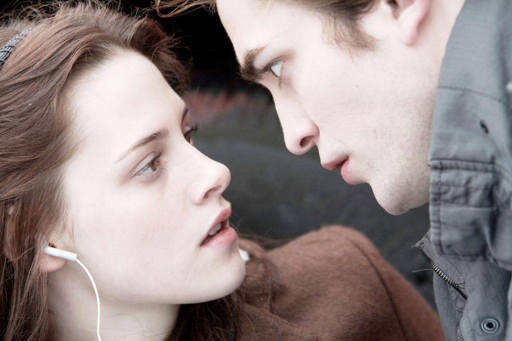 Kristen Stewart revela que quer dirigir remake de ‘Crepúsculo’