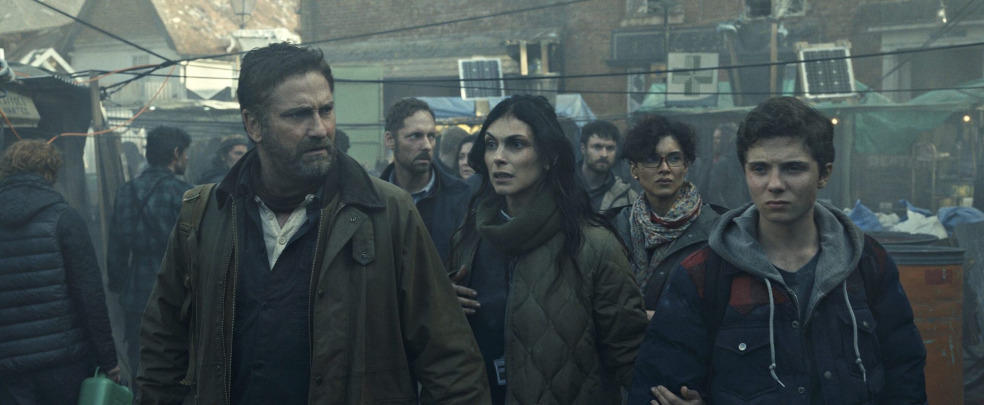 ‘Destruição Final 2’: Sequência com Gerard Butler é massacrada e chamada de “pior filme do ano”