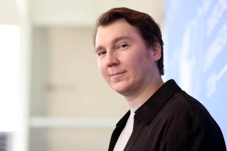 Paul Dano quebra silêncio sobre críticas de Tarantino