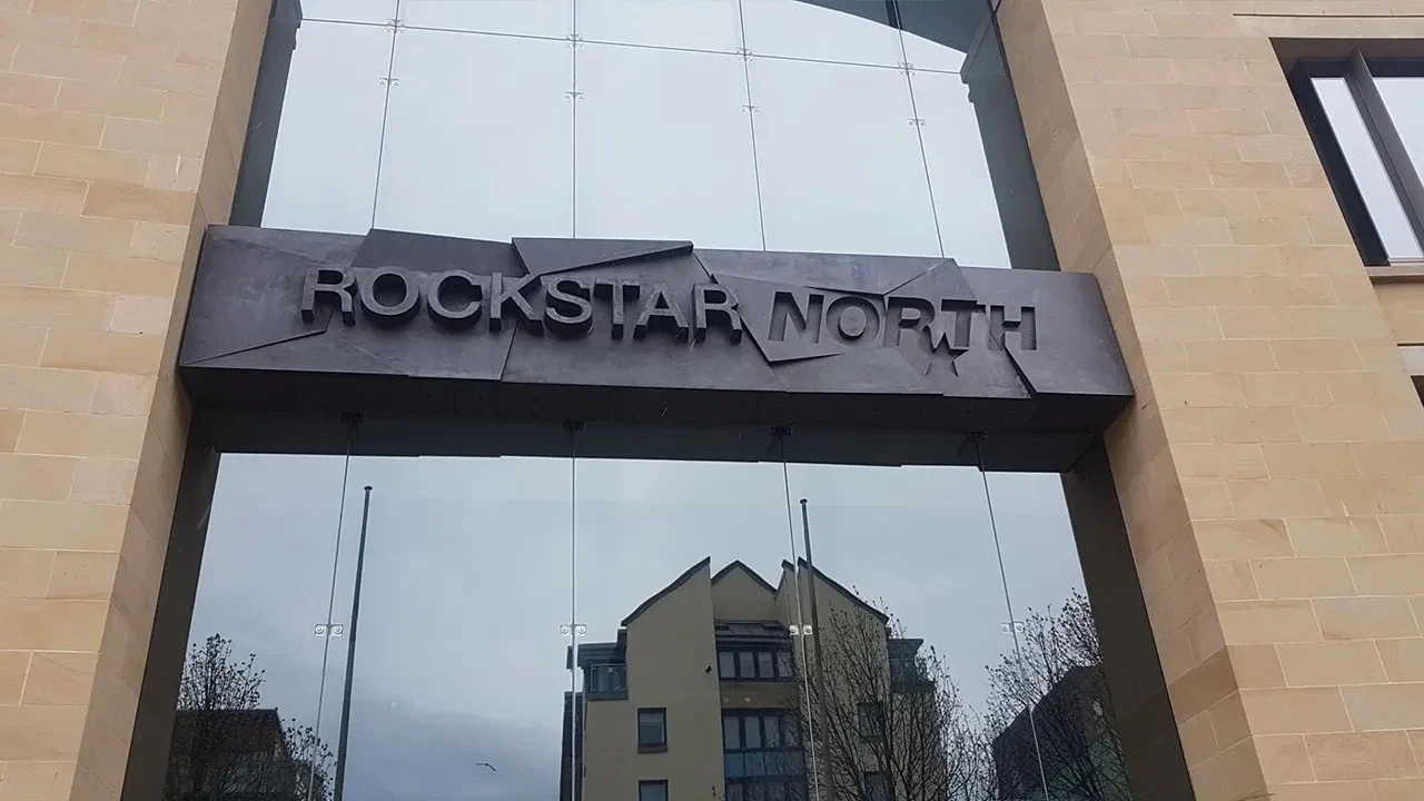Rockstar foi vítima de uma explosão; entenda