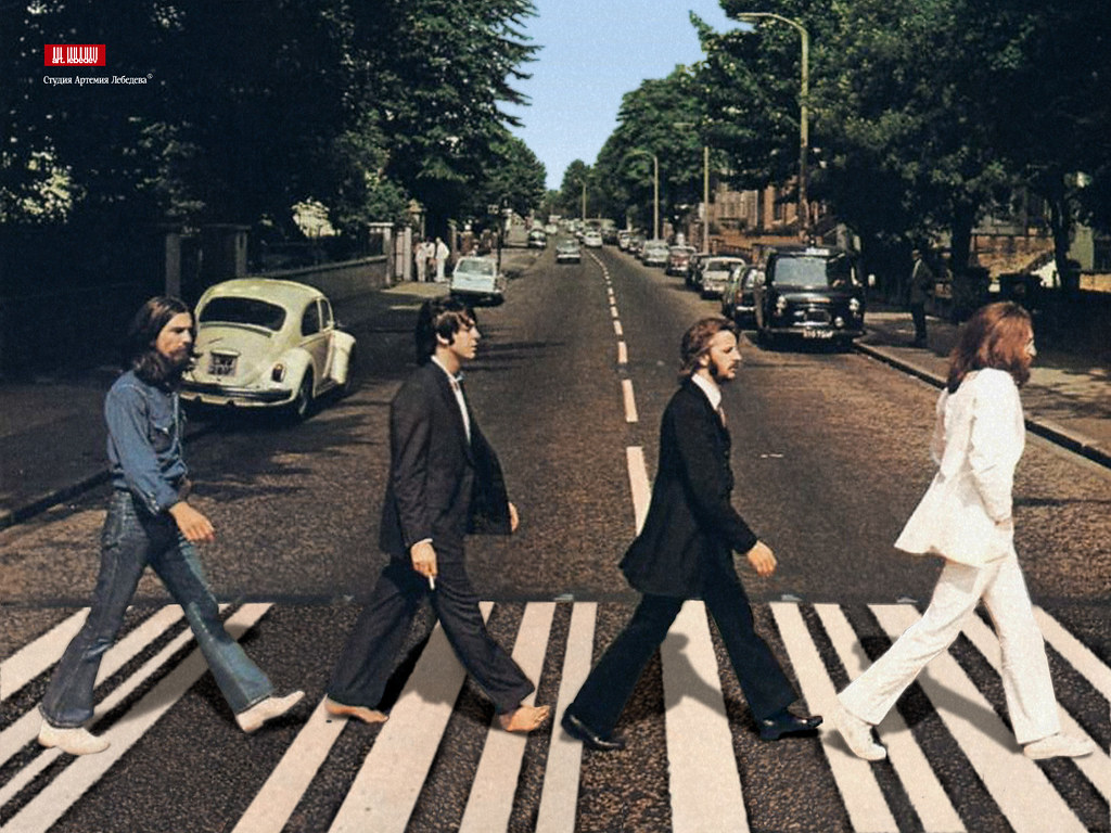 Beatles: primeira imagem dos 4 filmes revela John, Paul, George e Ringo
