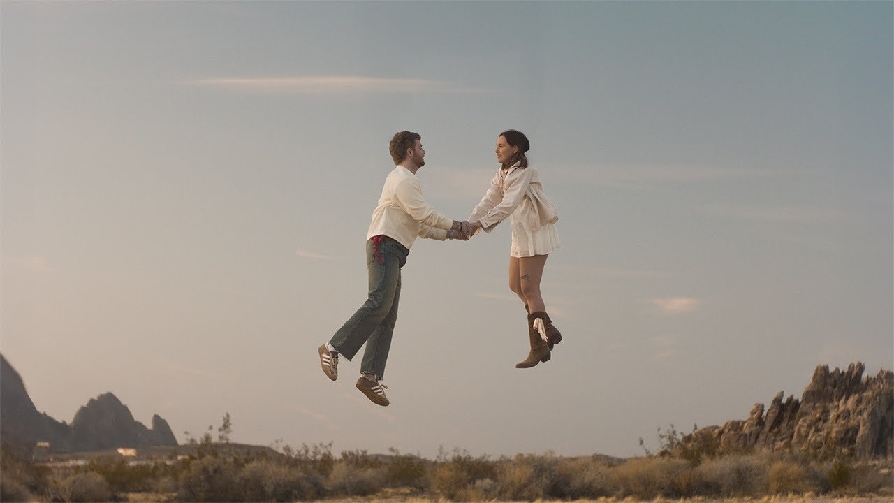 Taylor Swift, Benson Boone e “Guerreiras do K-Pop” dominam indicações ao iHeartRadio Music Awards 2026; veja a lista