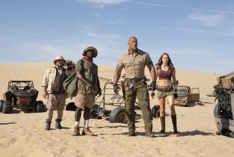 ‘Jumanji 3’: Dwayne Johnson celebra fim das filmagens de Danny DeVito com fotos emocionantes