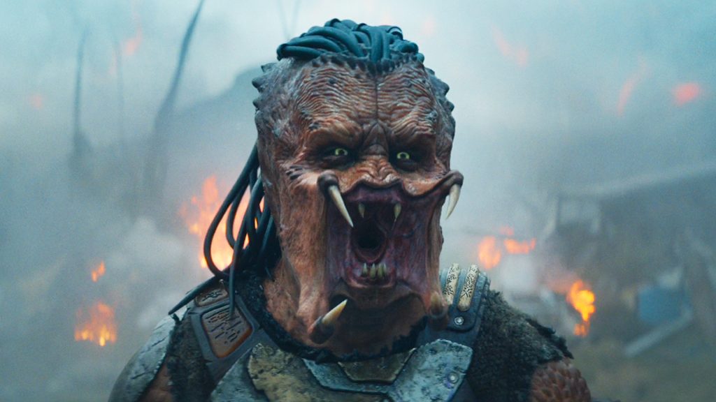 Diretor de “Predador: Terras Selvagens” revela cameos cortados de ícones das franquias