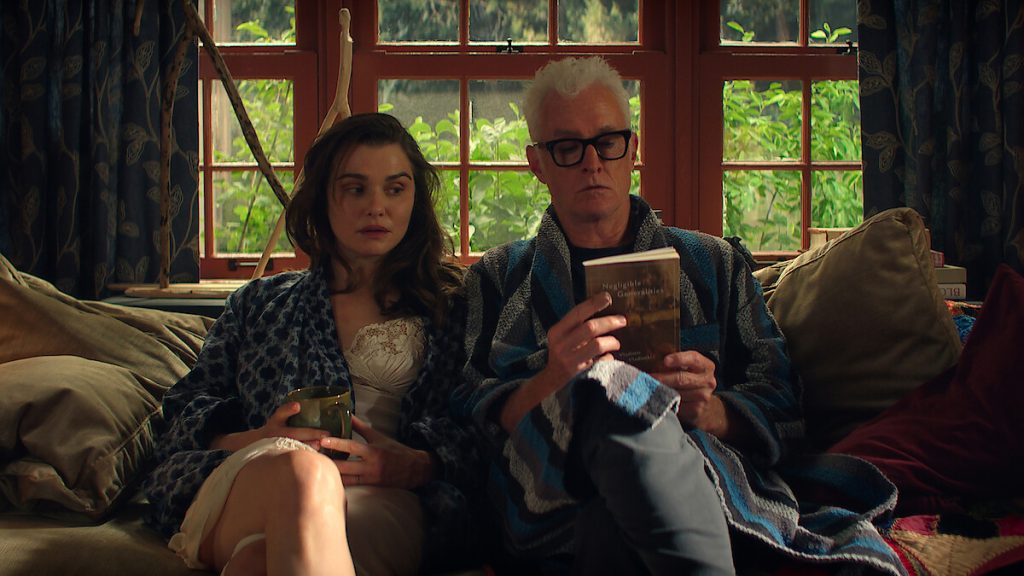 ‘Vladimir’: Rachel Weisz perde o controle na nova e provocante minissérie da Netflix