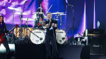 BRIT Awards 2026: A consagração de Olivia Dean e o adeus eterno ao “Príncipe das Trevas”