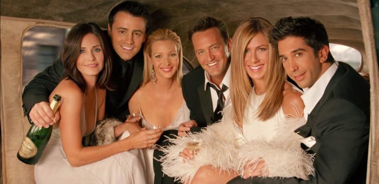 ‘Friends’ debaixo do tapete: Lisa Kudrow revela lado obscuro e “brutal” dos roteiristas