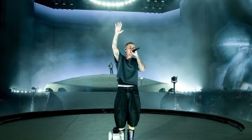 Justin Bieber no Coachella 2026: Multidão histórica e uma performance que dividiu o deserto