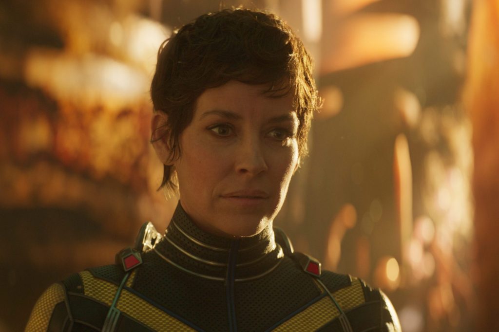 Evangeline Lilly critica demissões na Marvel e fala em lesão cerebral