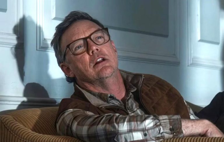 Ator de “Demolidor Renascido” entra para o elenco de “Homem do Amanhã”