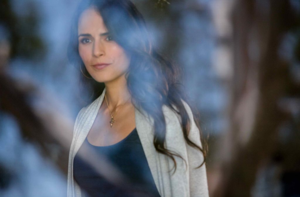 Jordana Brewster anuncia filme autoral em português e ambientado no Brasil