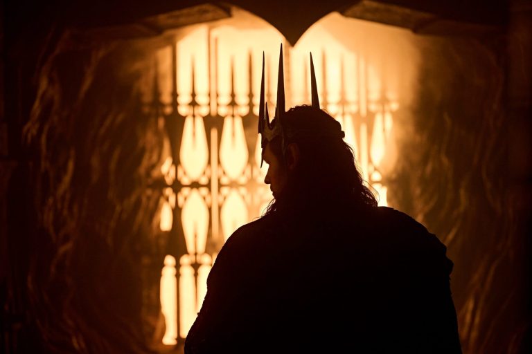 “Os Anéis do Poder” ganha data de estreia para a 3ª temporada e revela visual de Sauron