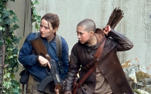 The Last of Us – Fotos dos set da 3ª temporada mostram Abby e Lev