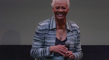 Dionne Warwick fará turnê de despedida no Brasil; saiba mais