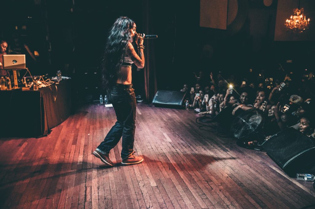 Kehlani vem ao Brasil para o AFROPUNK após campanha de fãs