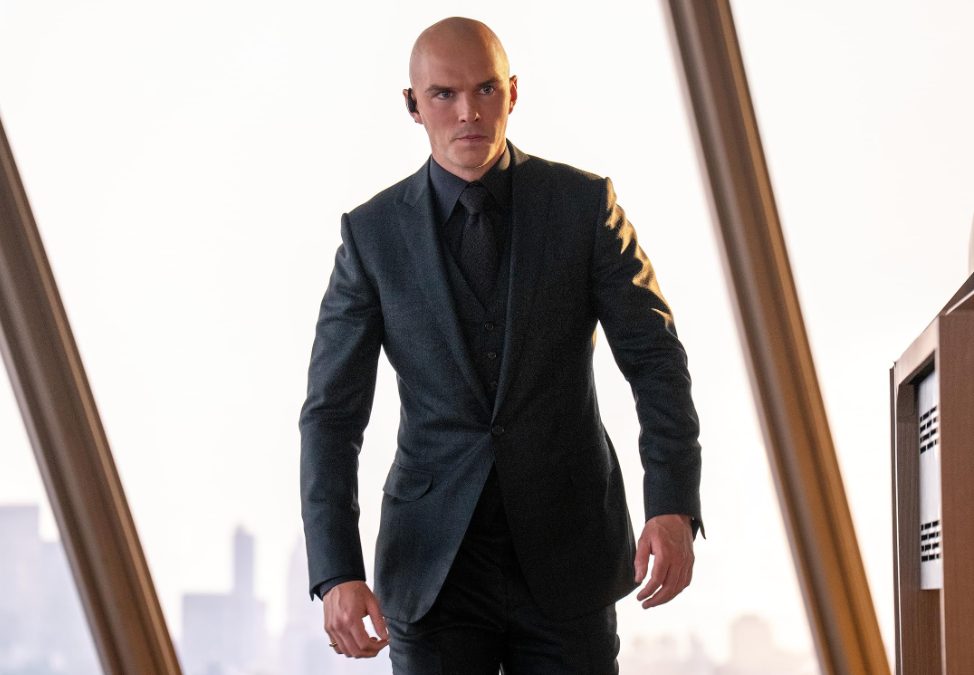 ‘Superman: O Homem do Amanhã’: Primeiro vislumbre de Nicholas Hoult com a clássica armadura de Lex Luthor é revelado