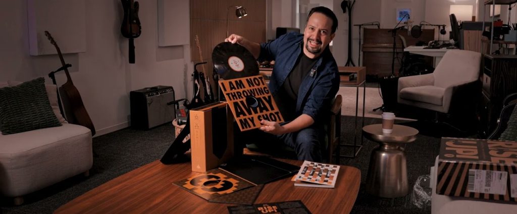 10 anos depois: ‘Hamilton’ ganha caixa comemorativa com 7 LPs, 5 CDs e livro inédito