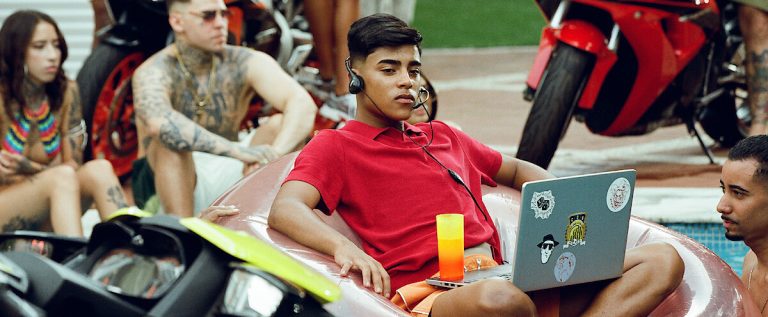 ‘Rauls’: série de KondZilla sobre golpistas digitais ganha teaser na Netflix; assista