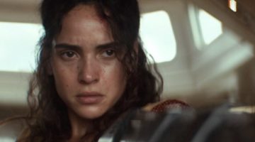 Adria Arjona comenta seu papel misterioso no DCU
