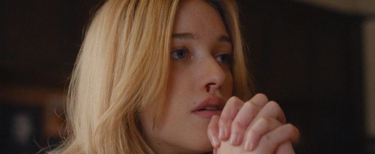 ‘O Corpo’: Netflix divulga trailer da série de terror teen com Sofia Wylie; estreia em novembro