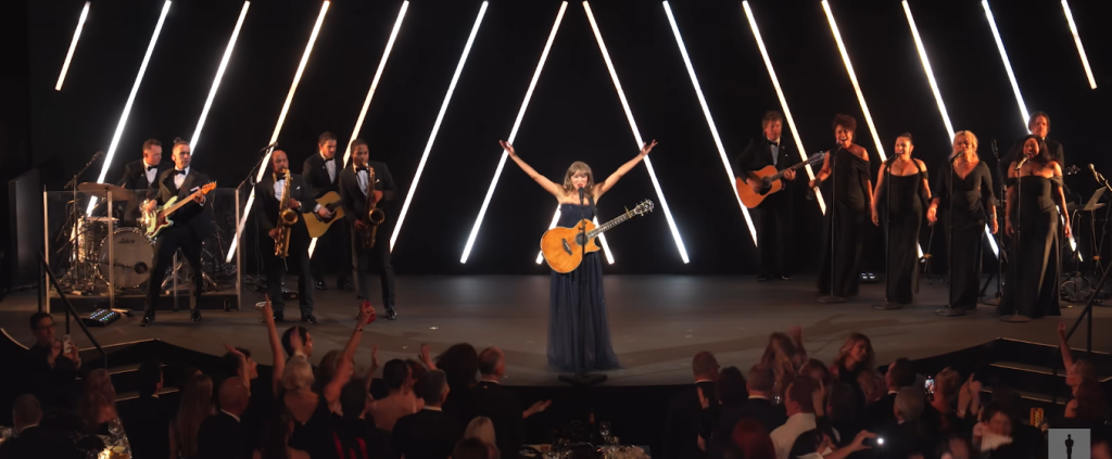 Taylor Swift se apresenta no Academy Museum Gala 2026 ao lado de astros de Hollywood