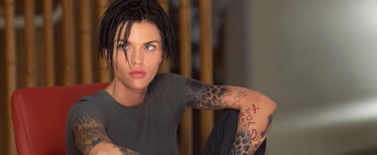 Ruby Rose deixa competição por lesão adquirida em Batwoman